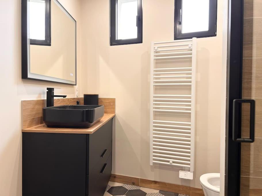 724 Saint-Leger-du-Bourg-Denis