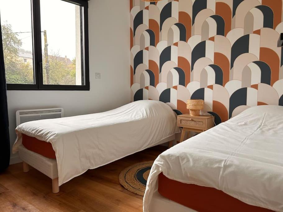 724 Saint-Leger-du-Bourg-Denis